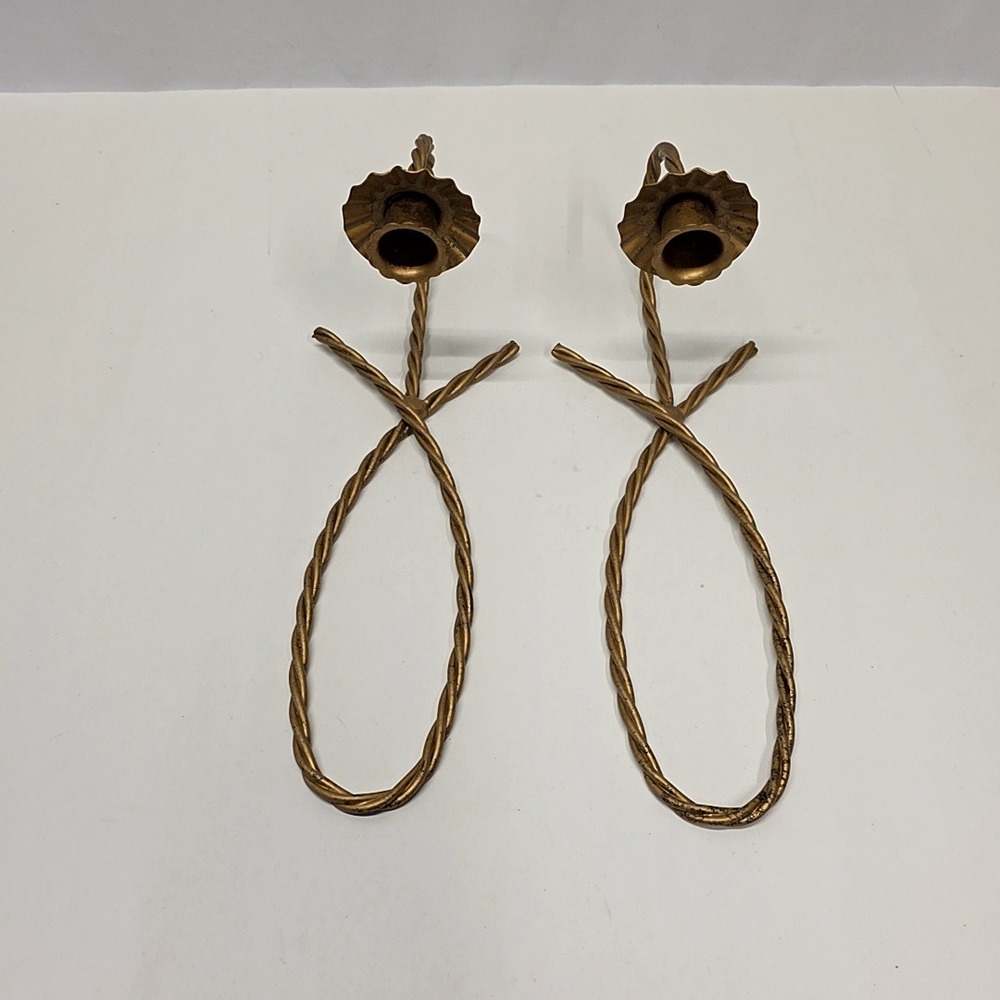 Vintage Wall Sconce Pair Gold Twisted Rope Metal Scalloped Set of 2 - Picture 2 of 3